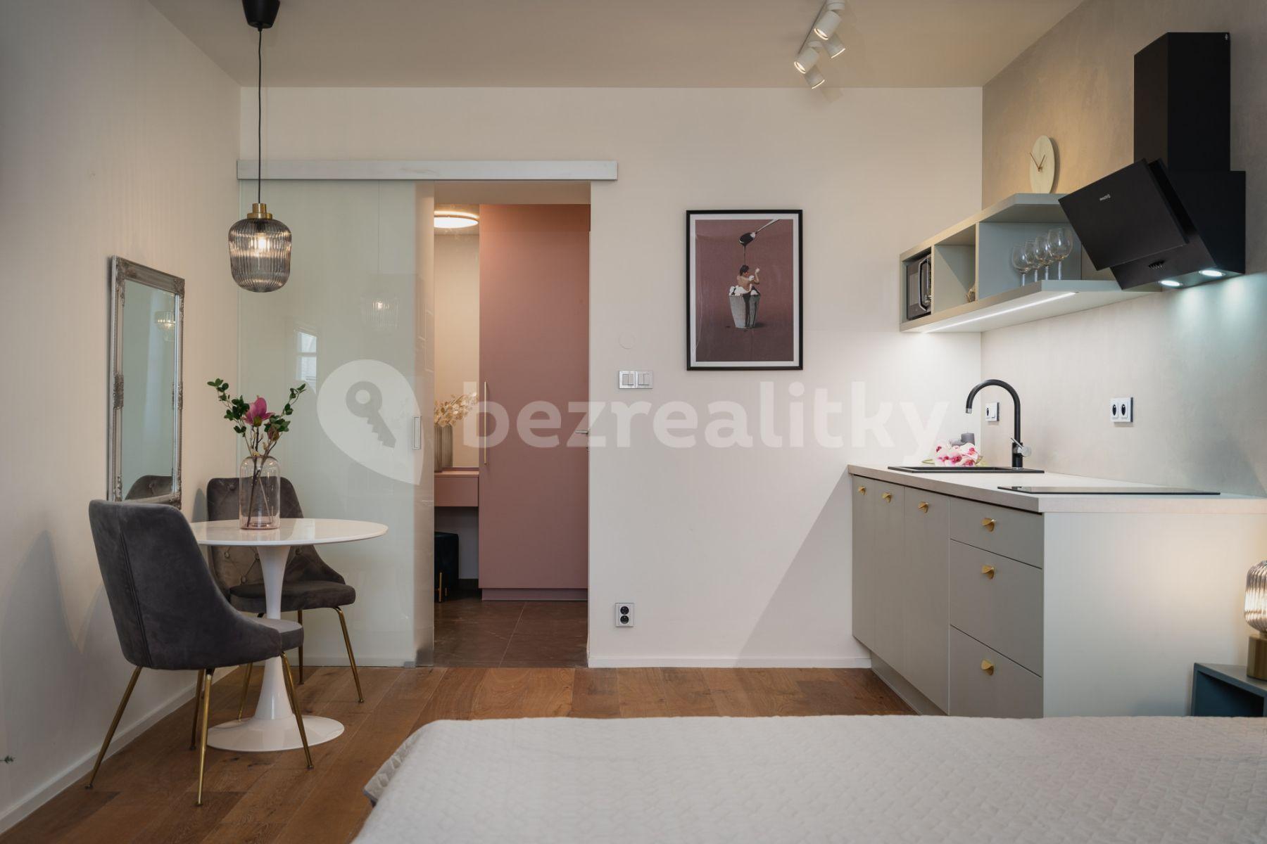 Pronájem bytu 1+1 32 m², Peckova, Praha, Praha