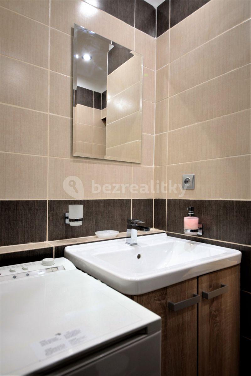 Pronájem bytu 2+kk 40 m², Rokycanova, Praha, Praha