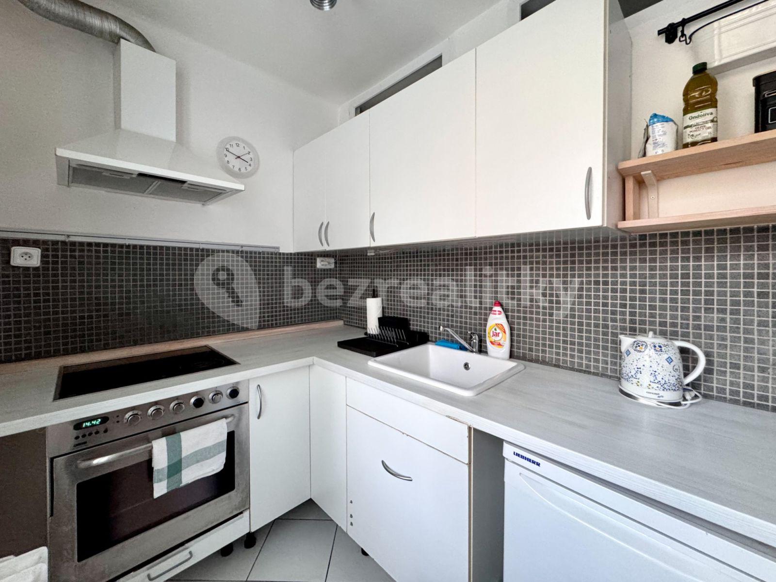 Pronájem bytu 2+kk 35 m², Na Okraji, Praha, Praha