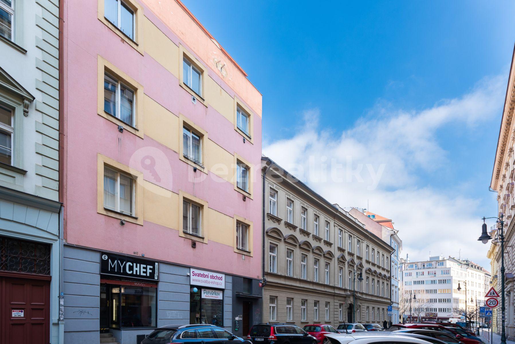 Pronájem bytu 1+1 28 m², Truhlářská, Praha, Praha