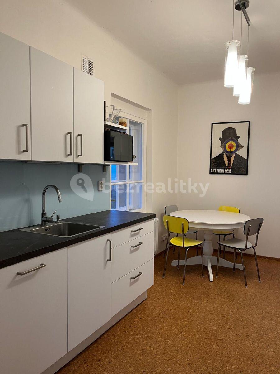 Pronájem bytu 3+1 75 m², Lomená, Praha, Praha