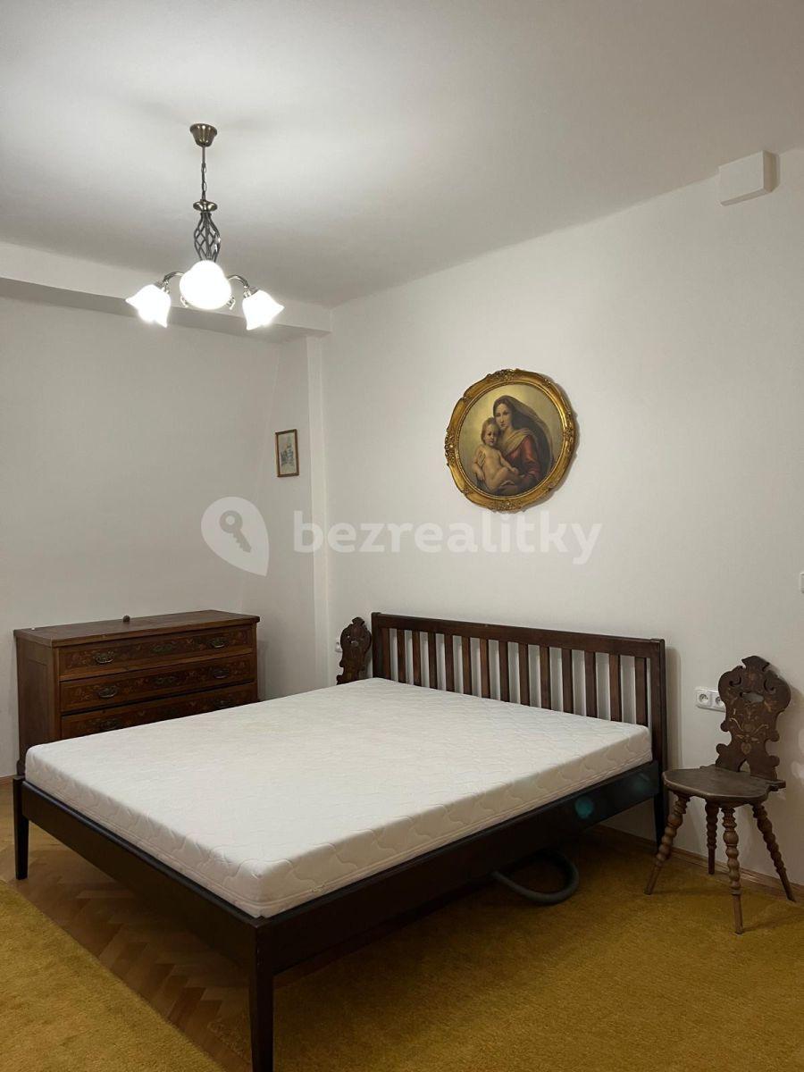 Pronájem bytu 3+1 75 m², Lomená, Praha, Praha