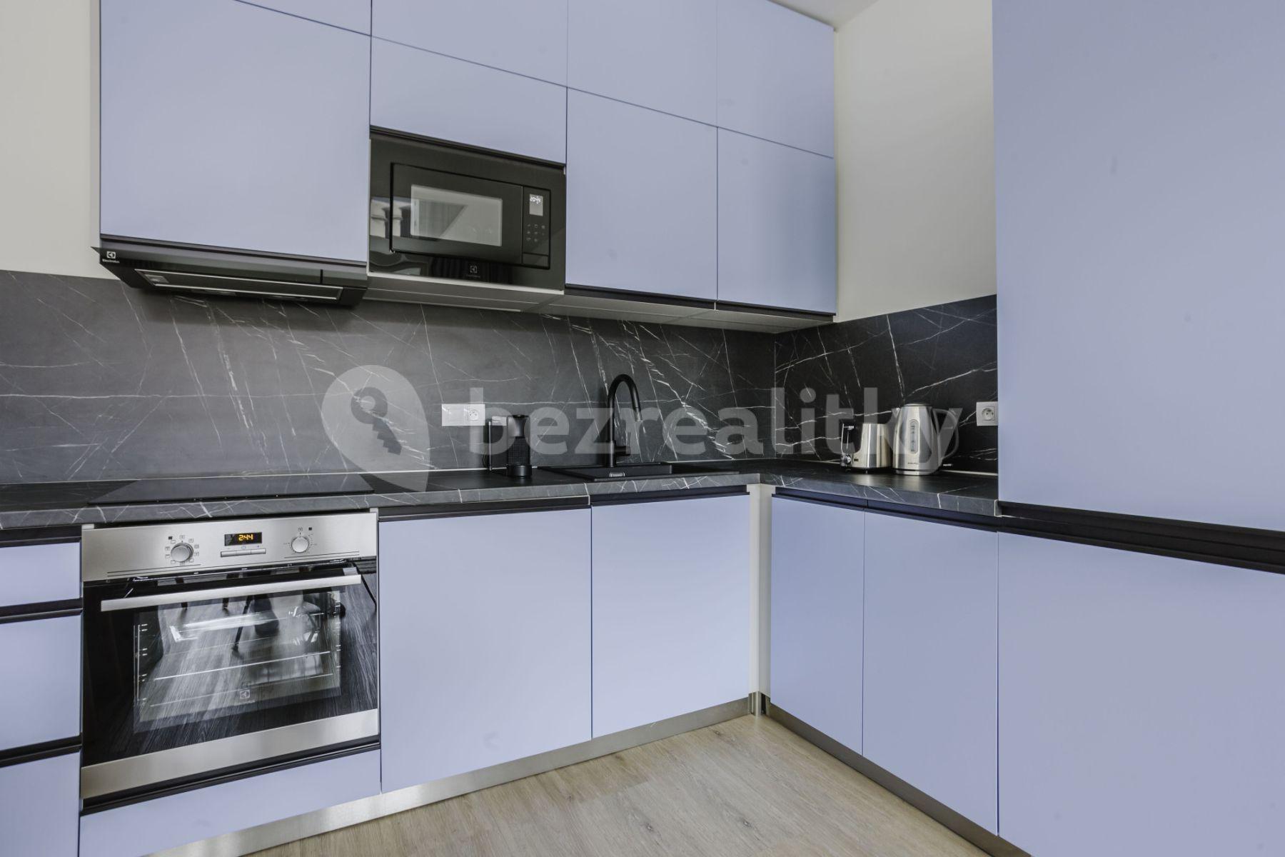 Pronájem bytu 2+1 49 m², Chodská, Praha, Praha