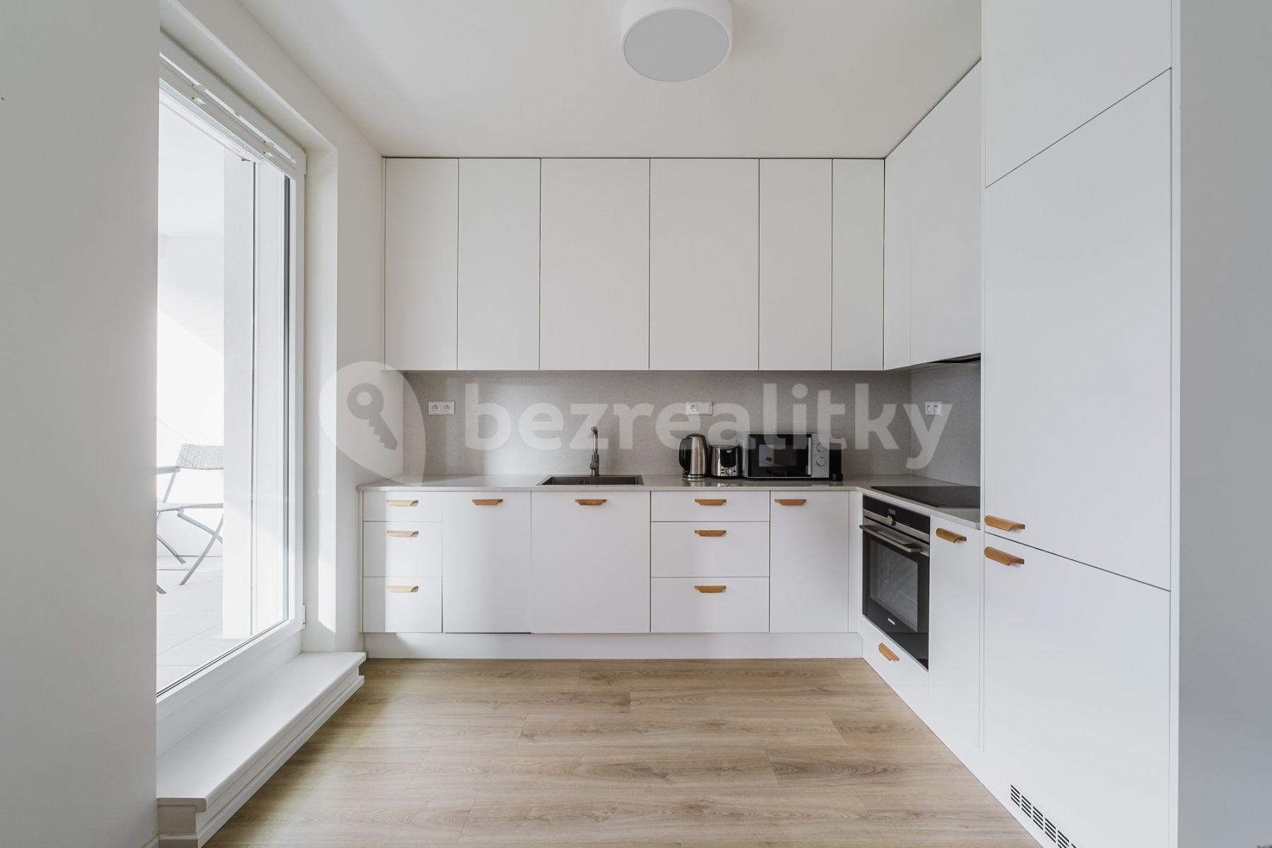 Pronájem bytu 2+1 52 m², U Pergamenky, Praha, Praha