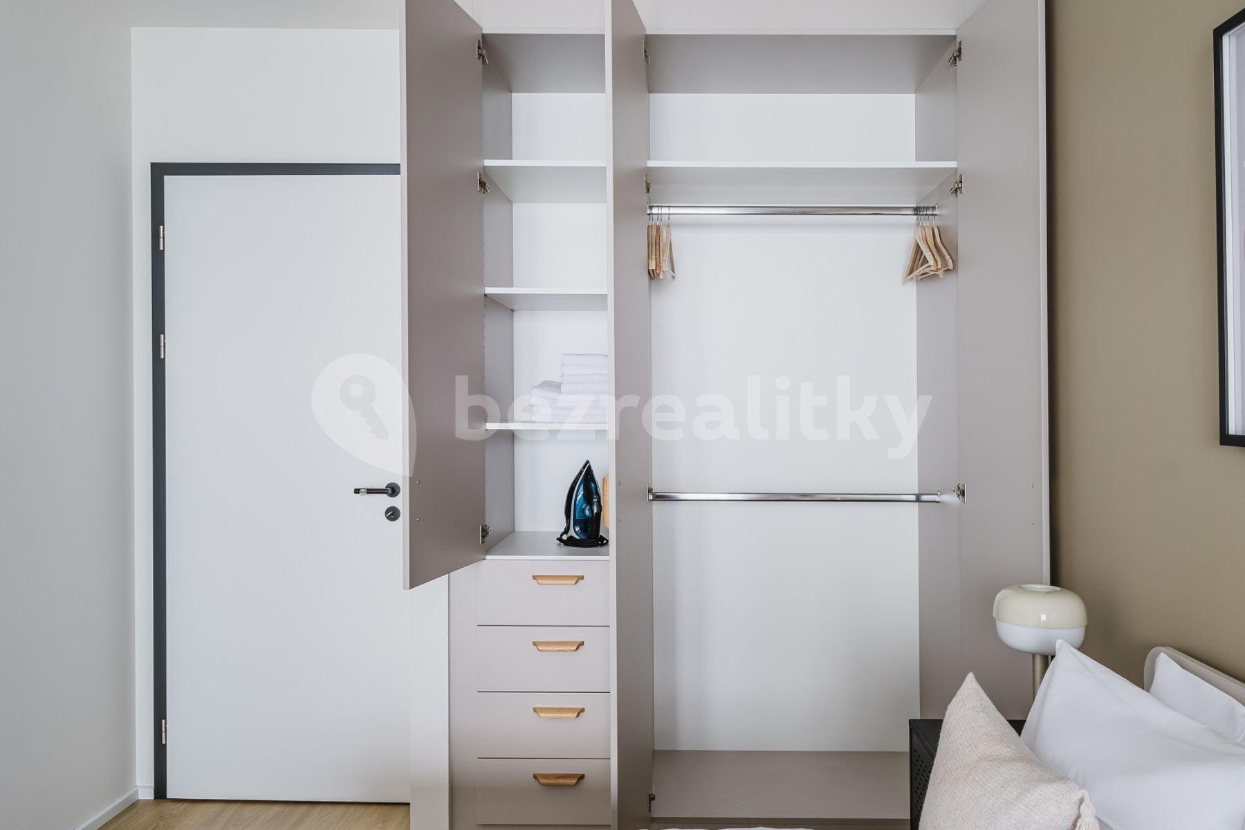 Pronájem bytu 2+1 54 m², Vrbenského, Praha, Praha