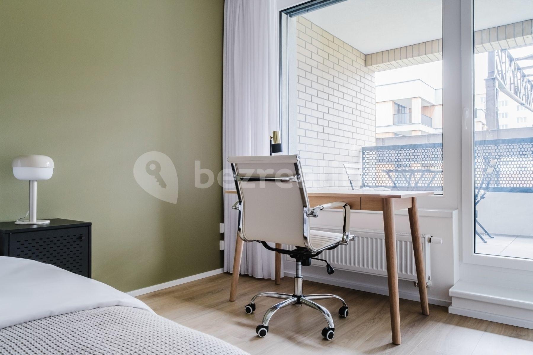 Pronájem bytu 2+1 61 m², U Pergamenky a, Praha, Praha