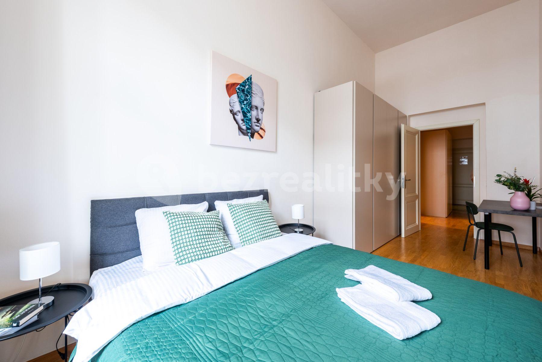 Pronájem bytu 4+1 96 m², Sokolovská, Praha, Praha