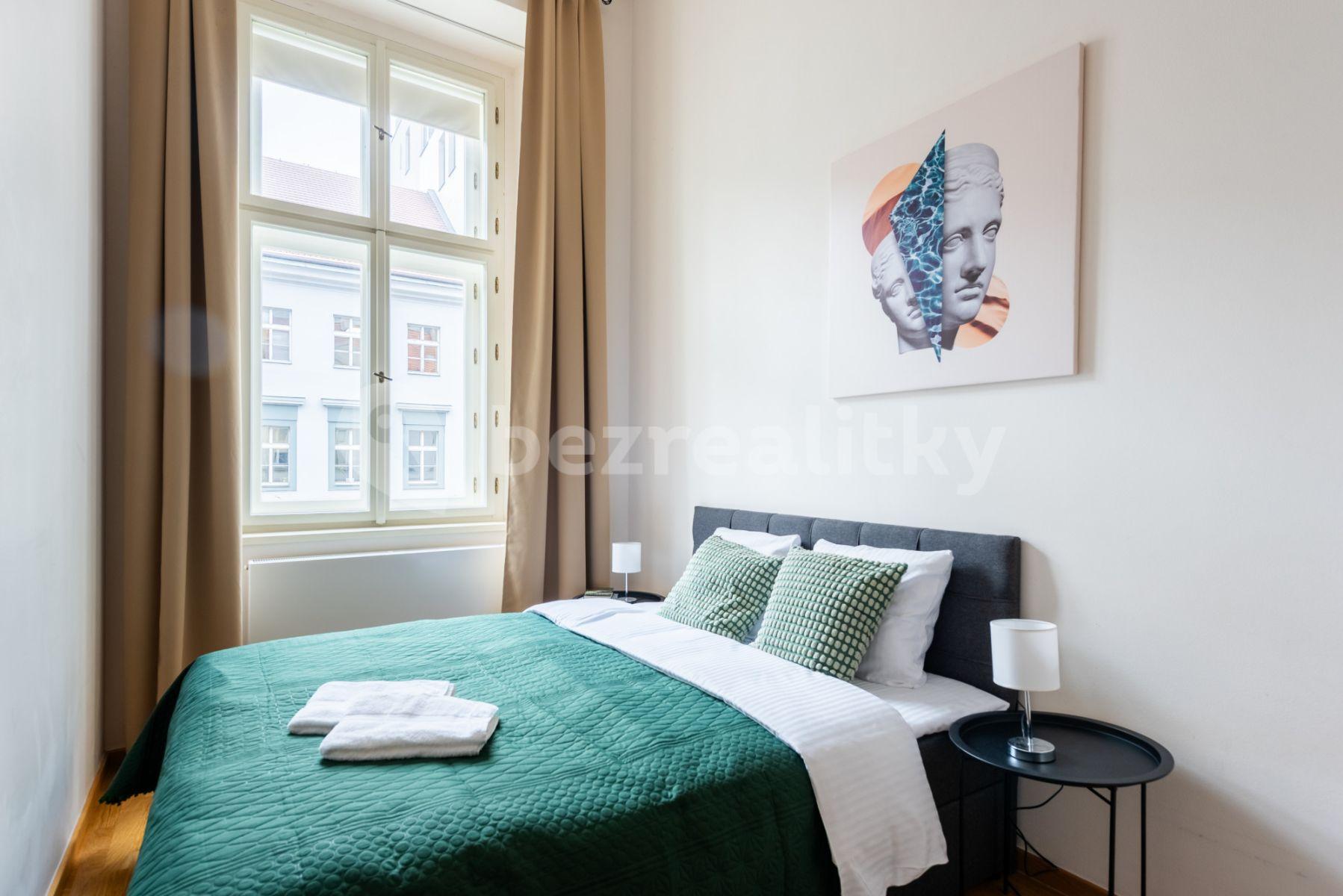 Pronájem bytu 4+1 96 m², Sokolovská, Praha, Praha