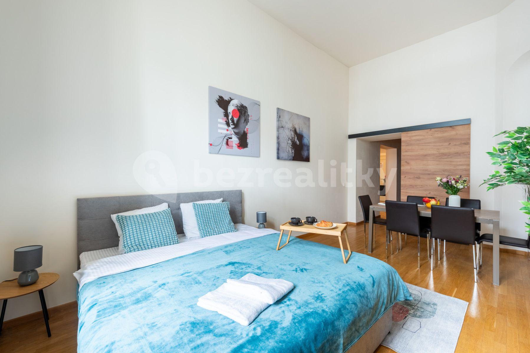 Pronájem bytu 4+1 96 m², Sokolovská, Praha, Praha