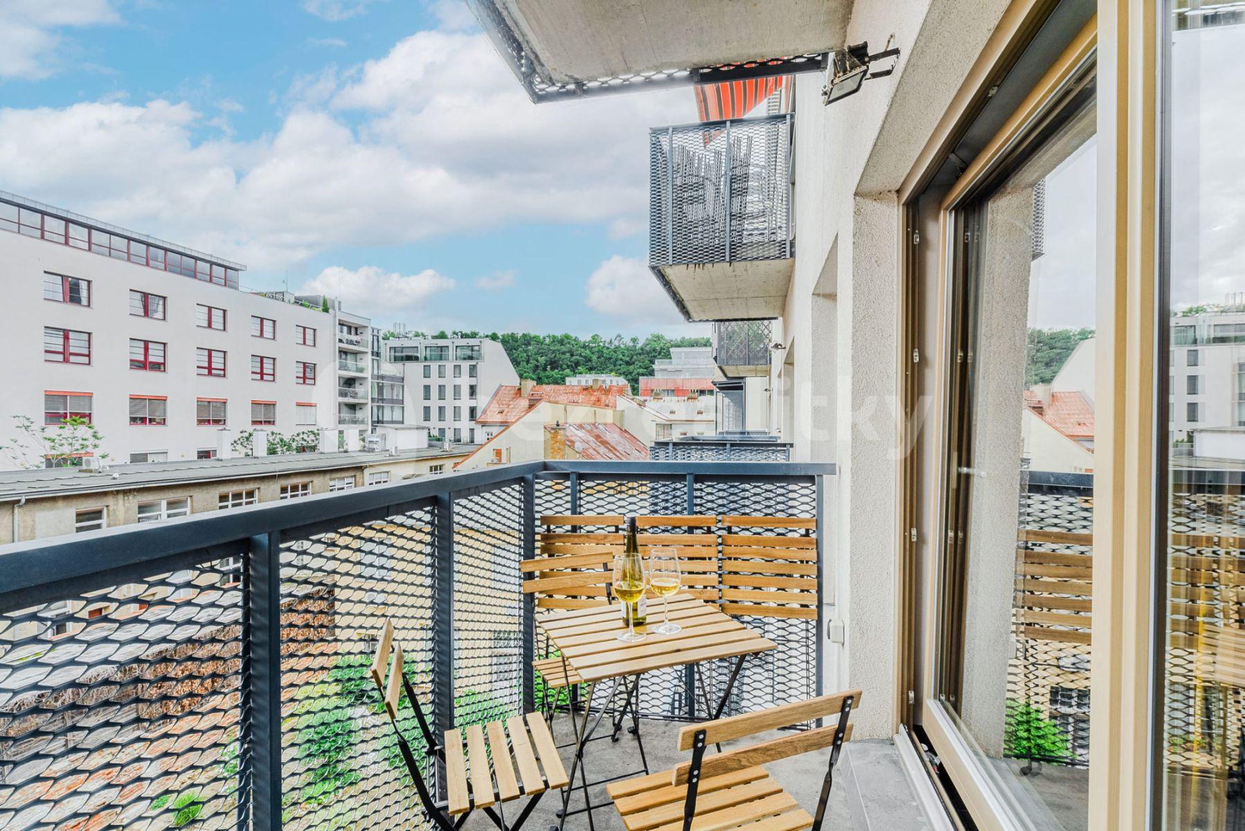 Pronájem bytu 5+1 95 m², Křižíkova, Praha, Praha