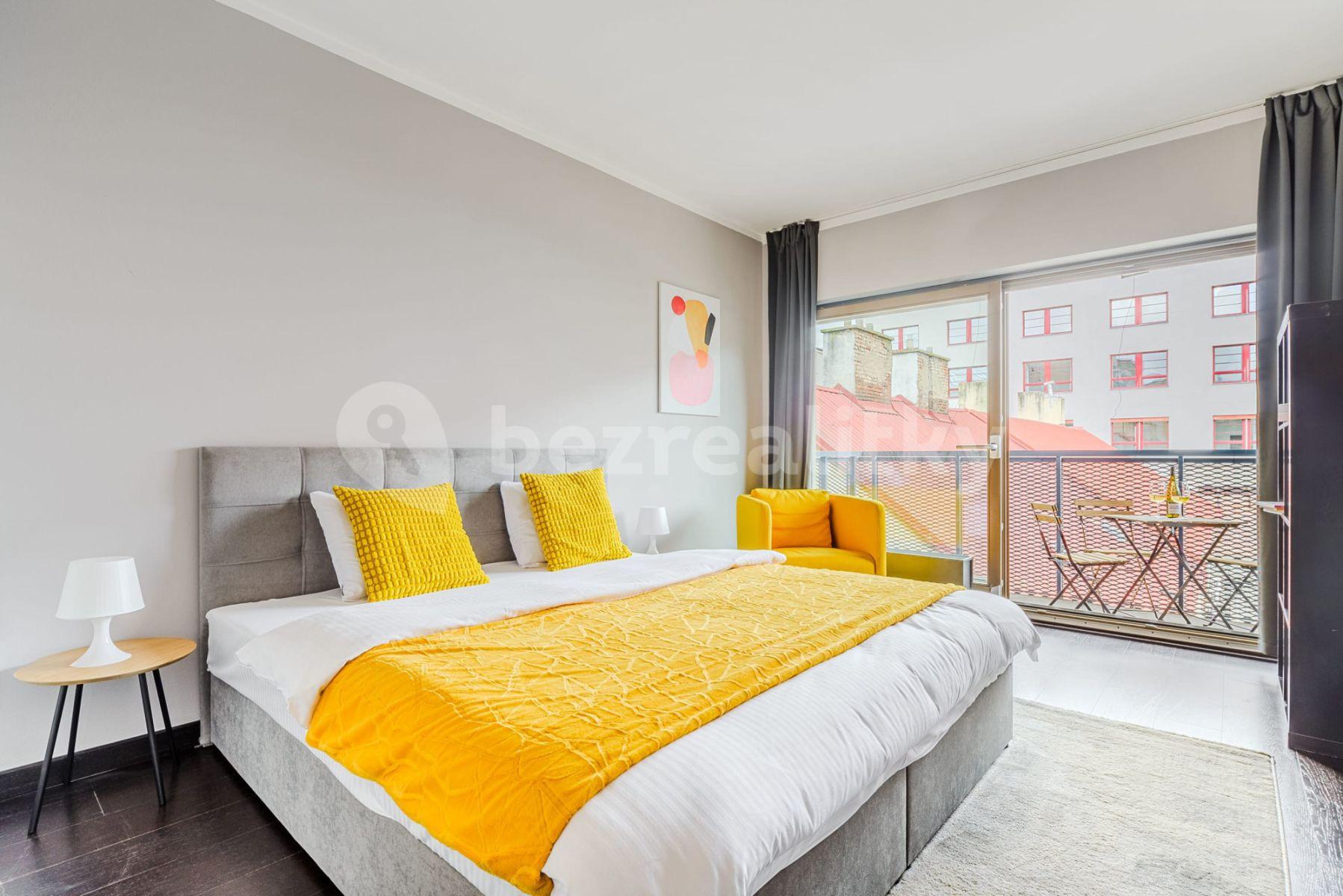 Pronájem bytu 5+1 95 m², Křižíkova, Praha, Praha