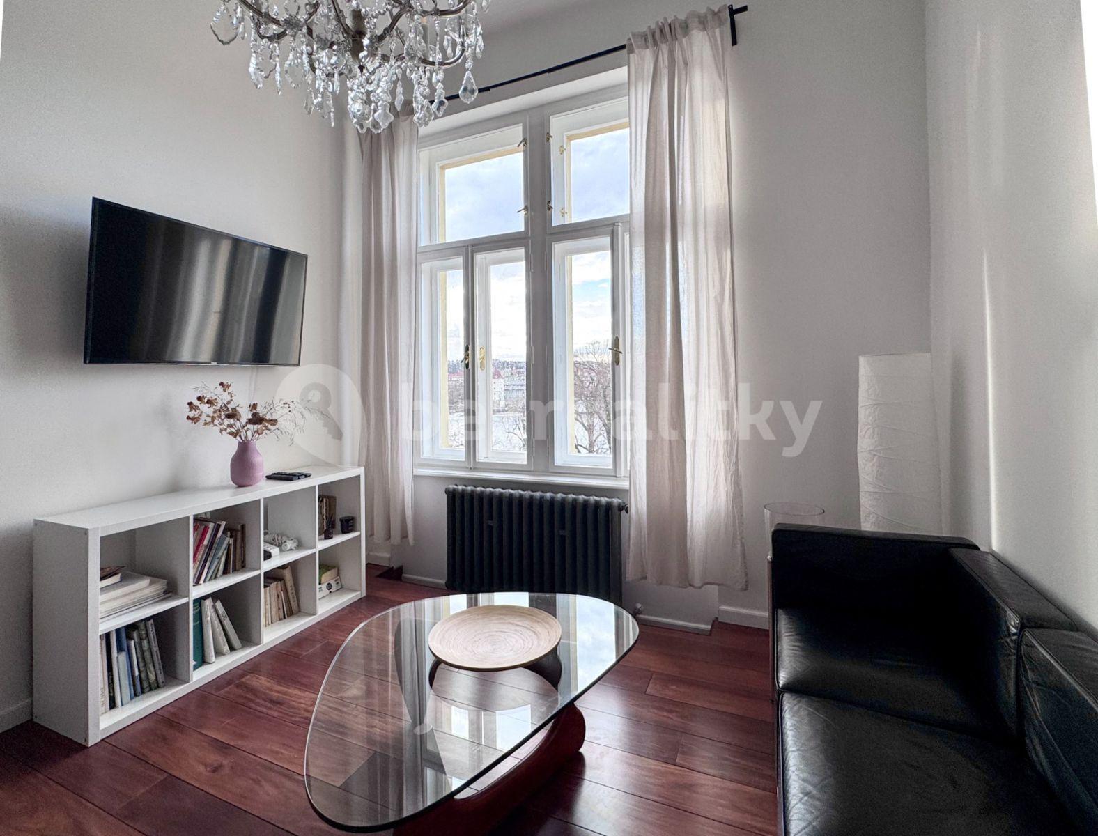 Pronájem bytu 3+1 80 m², Masarykovo nábřeží, Praha, Praha