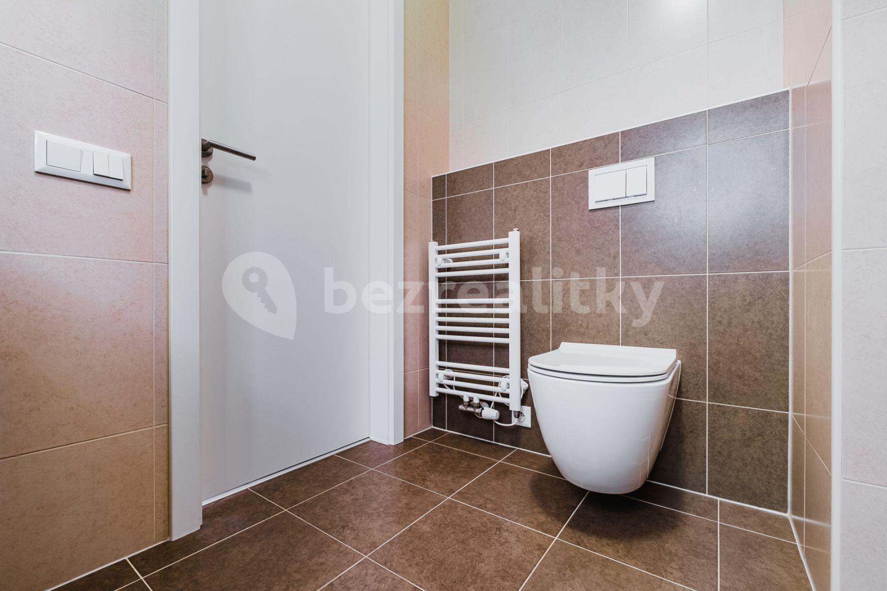 Pronájem bytu 1+1 40 m², Olgy Havlové, Praha, Praha