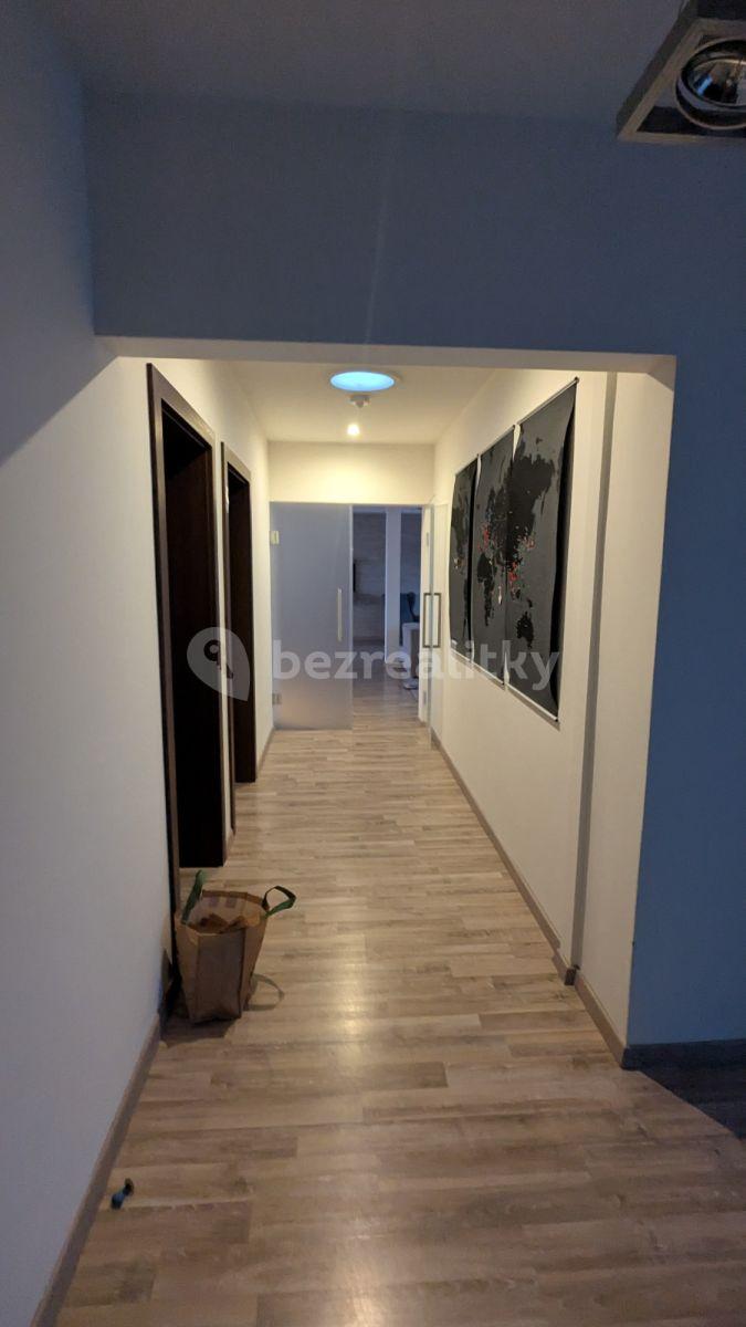 Pronájem bytu 2+1 150 m², Nitranská, Praha, Praha