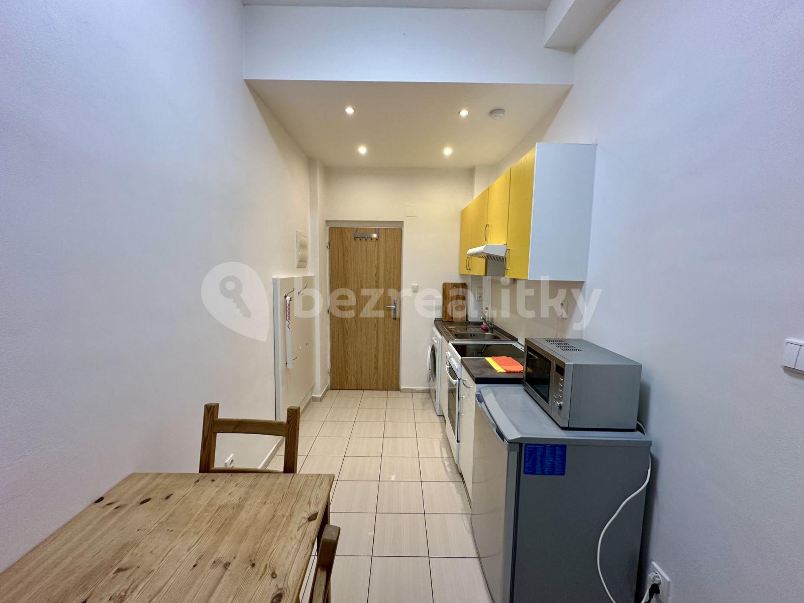 Pronájem bytu 1+kk 35 m², V. Nejedlého, Praha, Praha