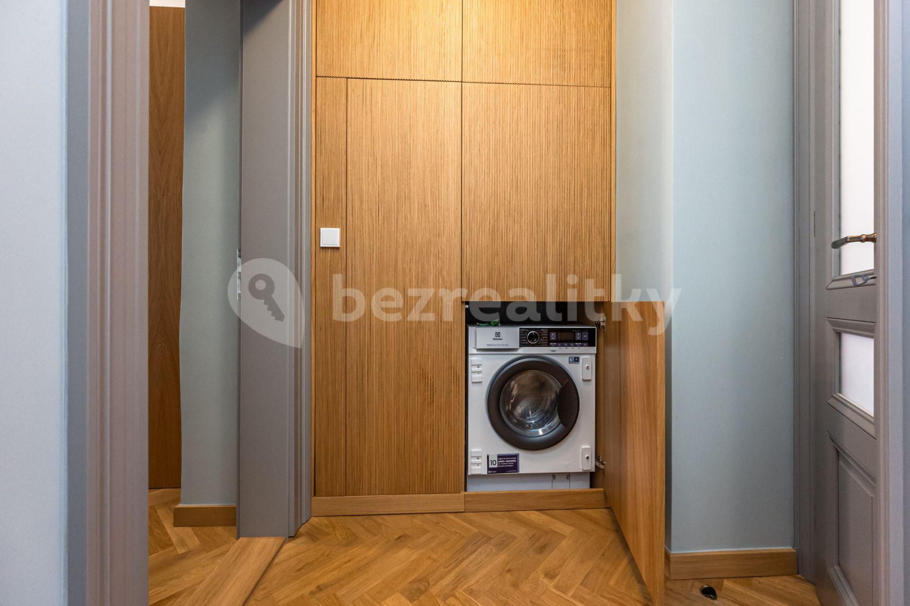 Pronájem bytu 3+kk 80 m², Krkonošská, Praha, Praha