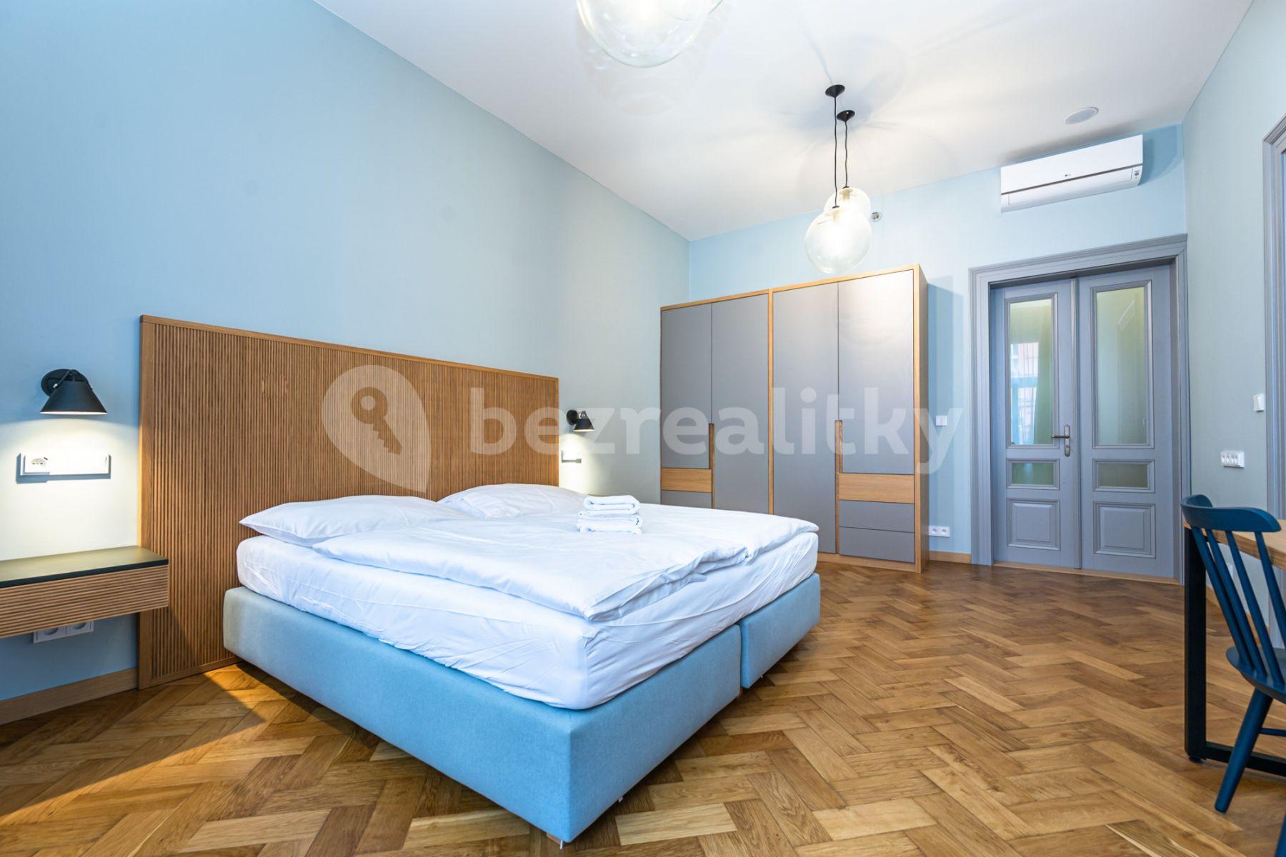 Pronájem bytu 3+kk 80 m², Krkonošská, Praha, Praha