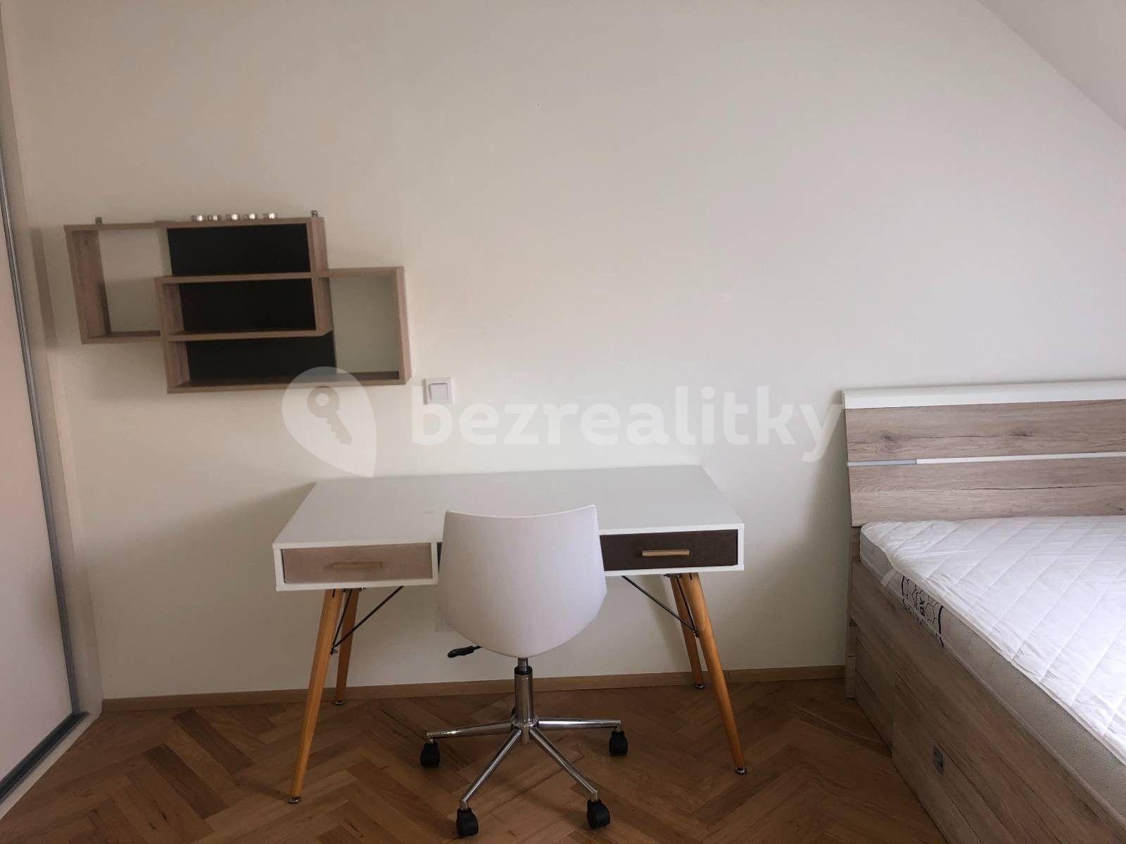 Pronájem bytu 3+1 62 m², Horní, Praha, Praha