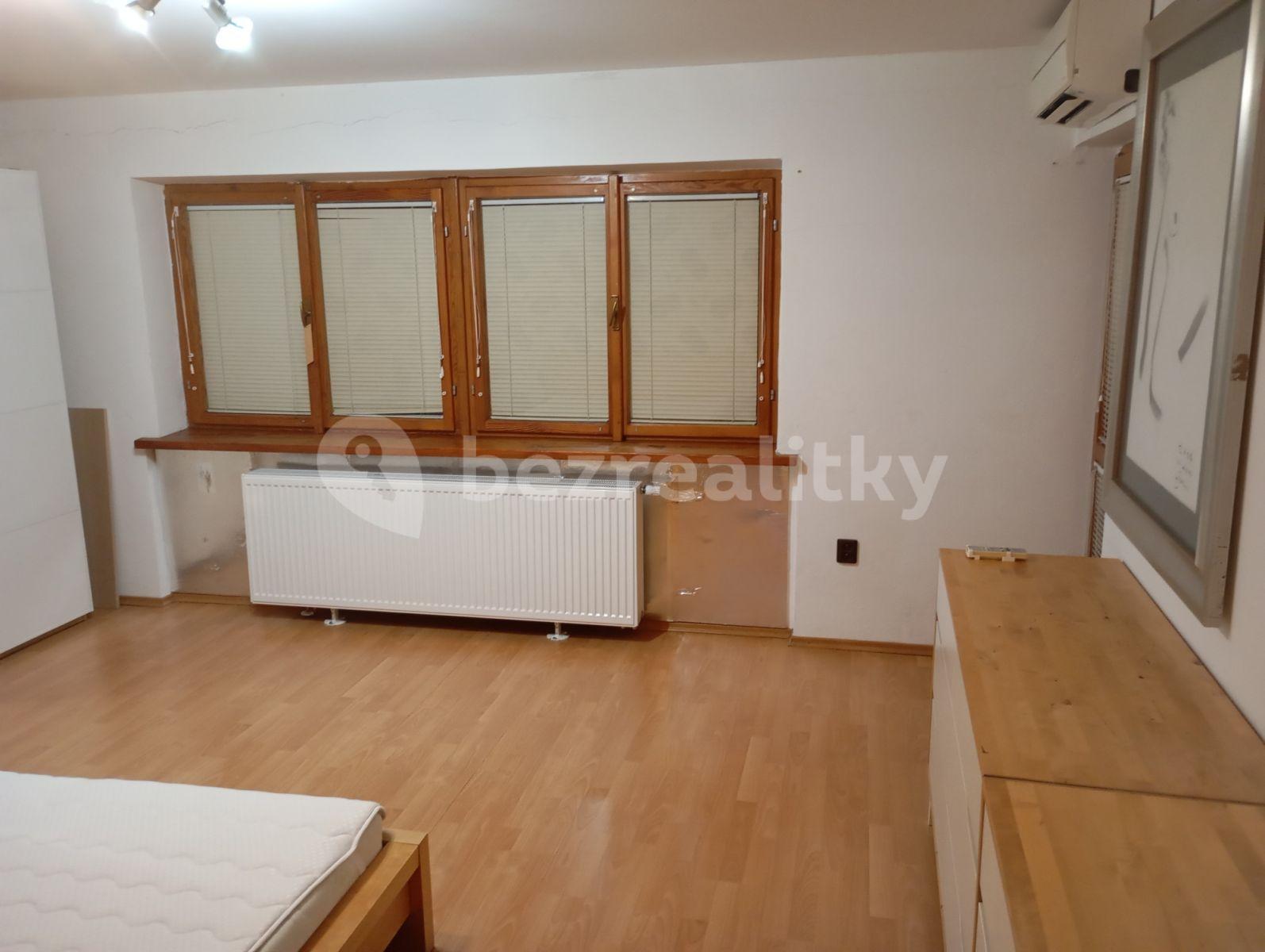 Pronájem bytu 4+1 120 m², Karlova Ves, Bratislavský kraj