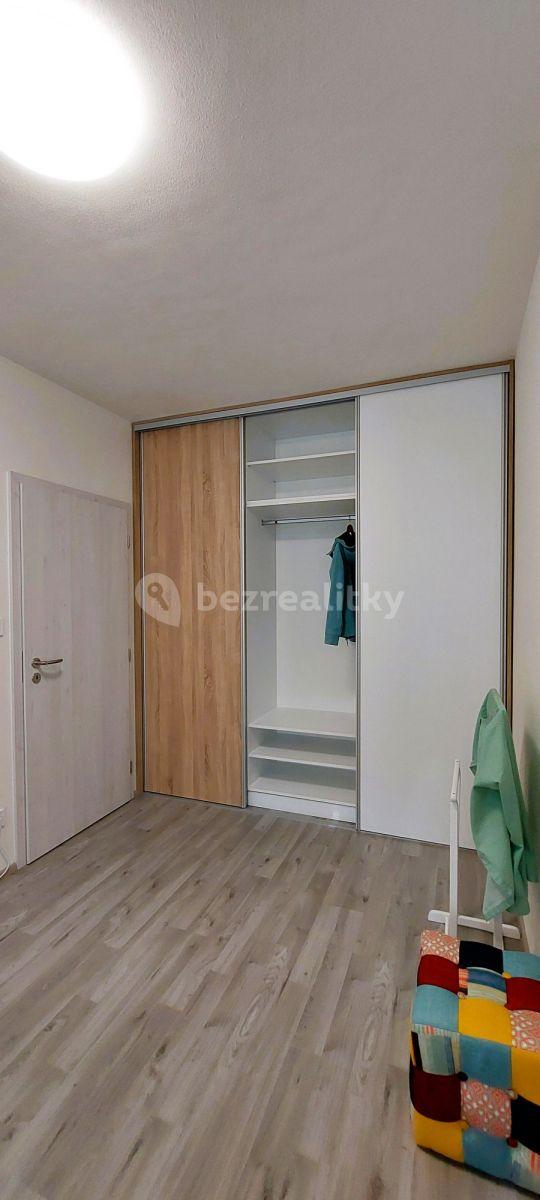 Pronájem bytu 2+1 56 m², Poděbradova, Plzeň, Plzeňský kraj