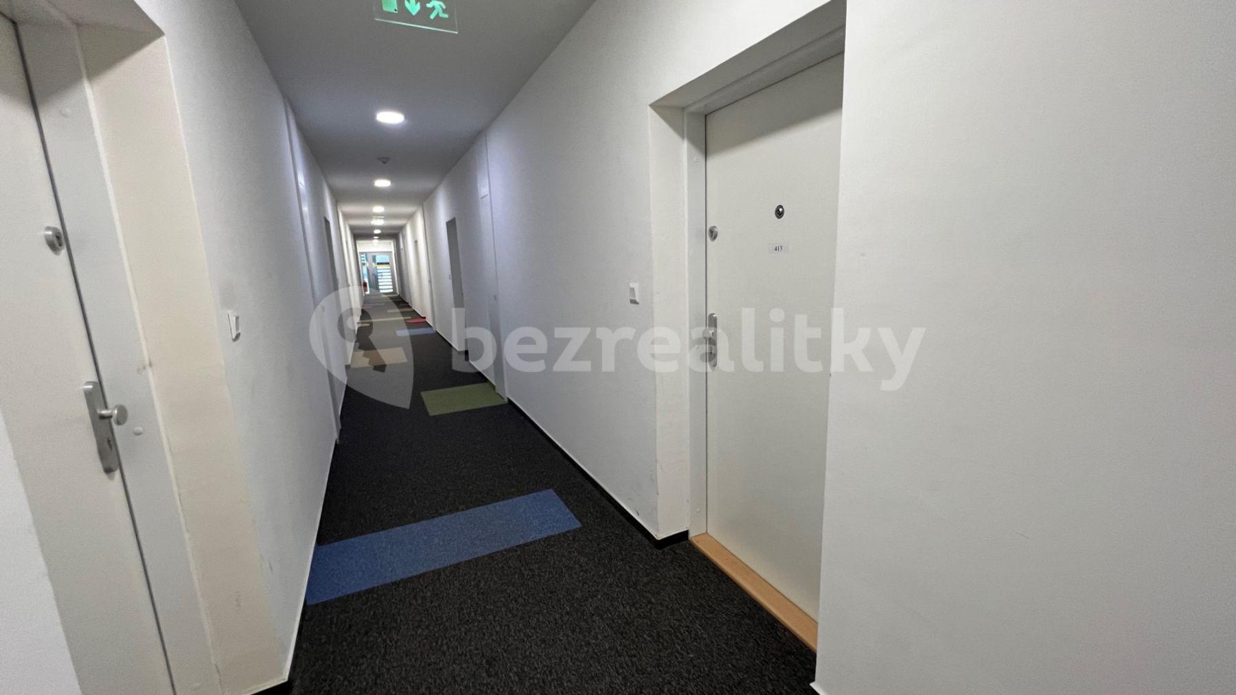 Pronájem bytu 2+1 40 m², Prievozská, Ružinov, Bratislavský kraj