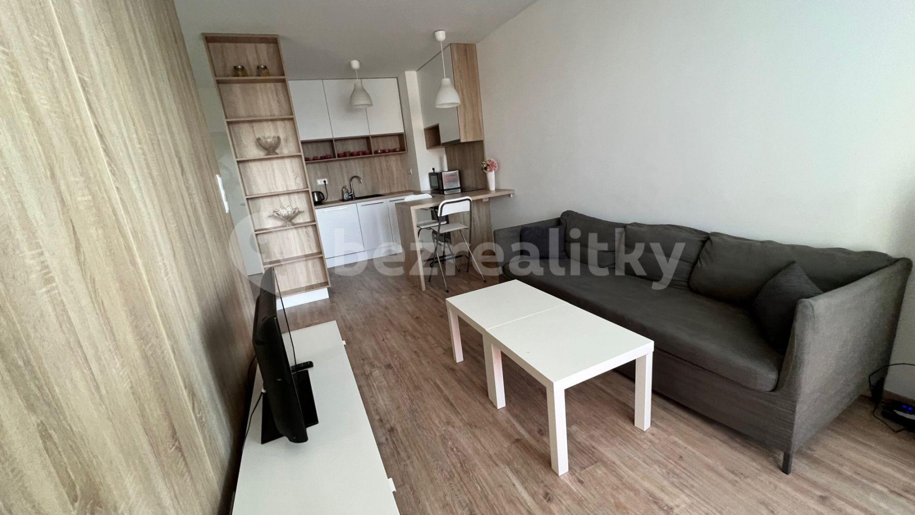 Pronájem bytu 2+1 40 m², Prievozská, Ružinov, Bratislavský kraj