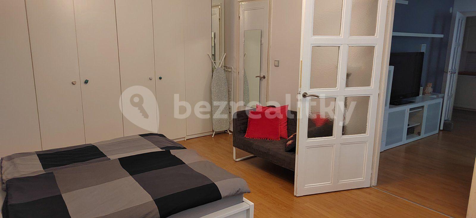 Pronájem bytu 2+1 55 m², Baranova, Praha, Praha