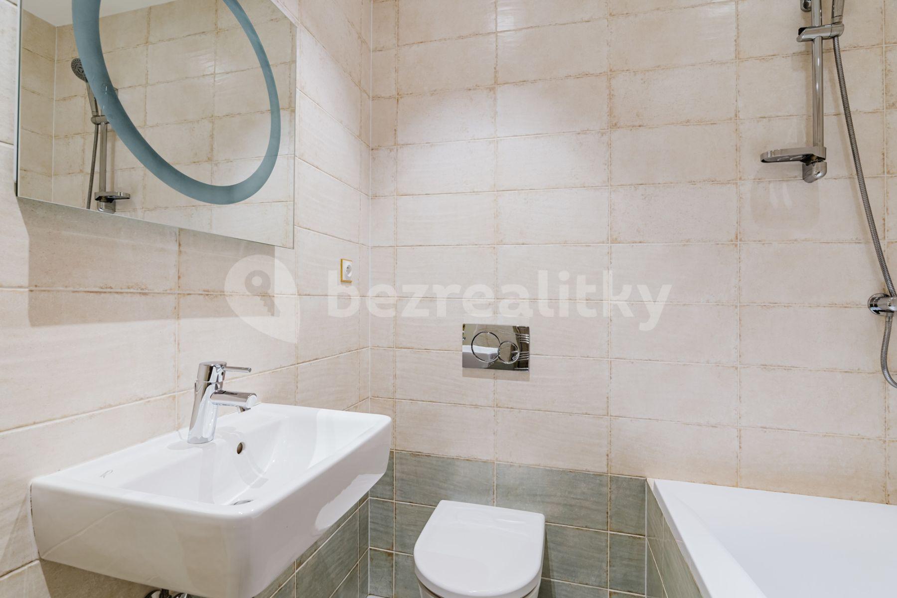 Pronájem bytu 3+1 101 m², Dlouhá, Praha, Praha