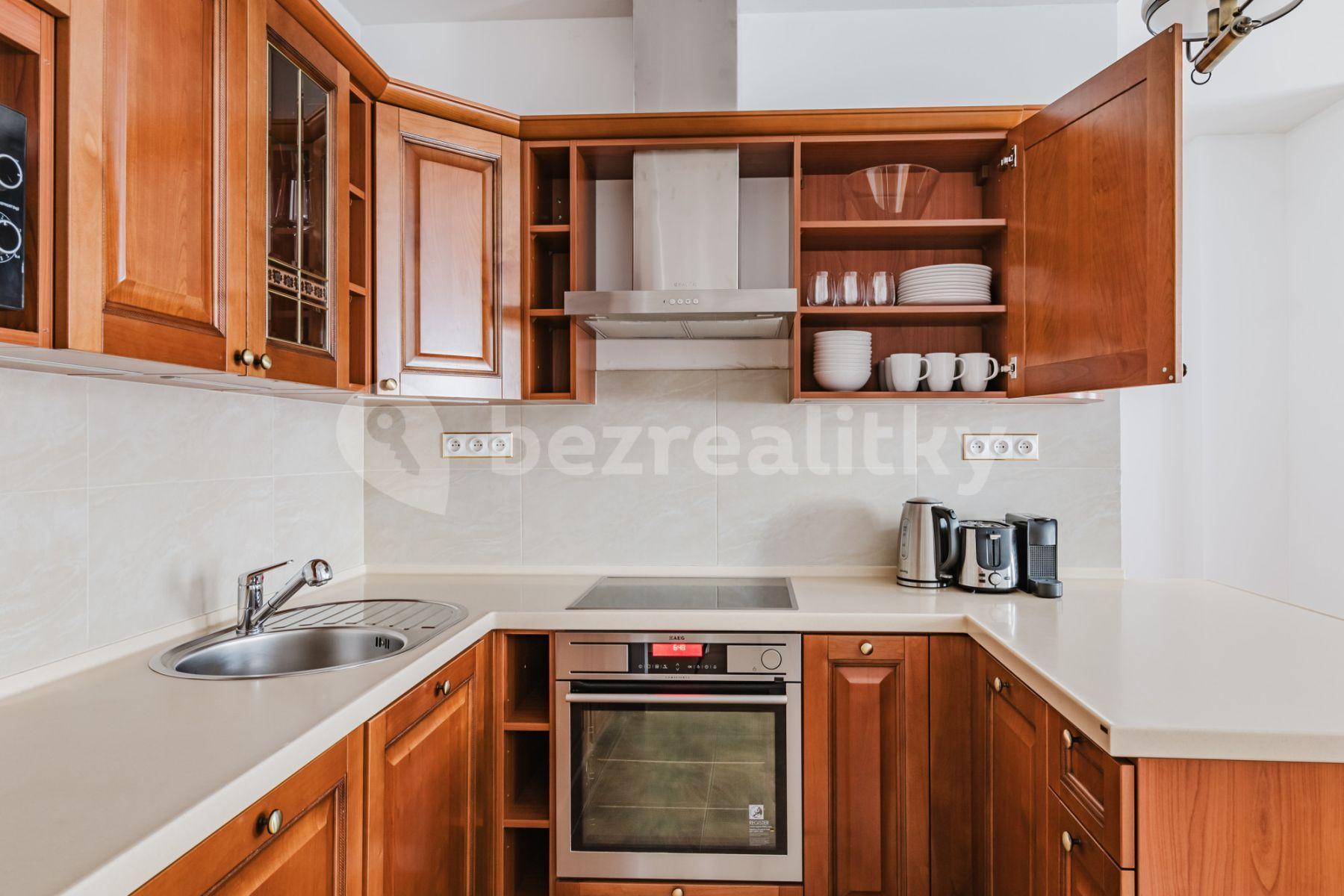 Pronájem bytu 3+1 101 m², Dlouhá, Praha, Praha