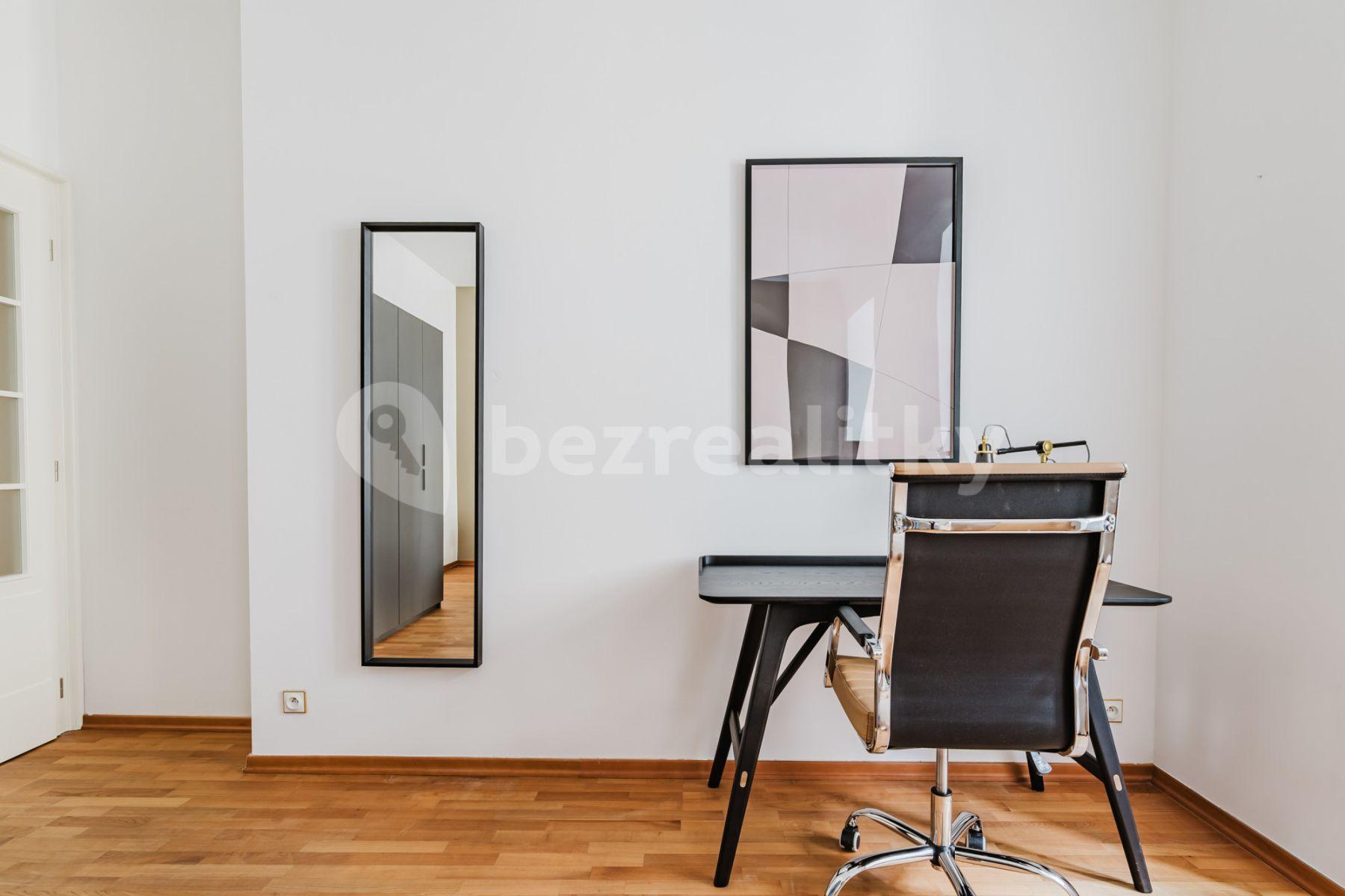 Pronájem bytu 3+1 101 m², Dlouhá, Praha, Praha