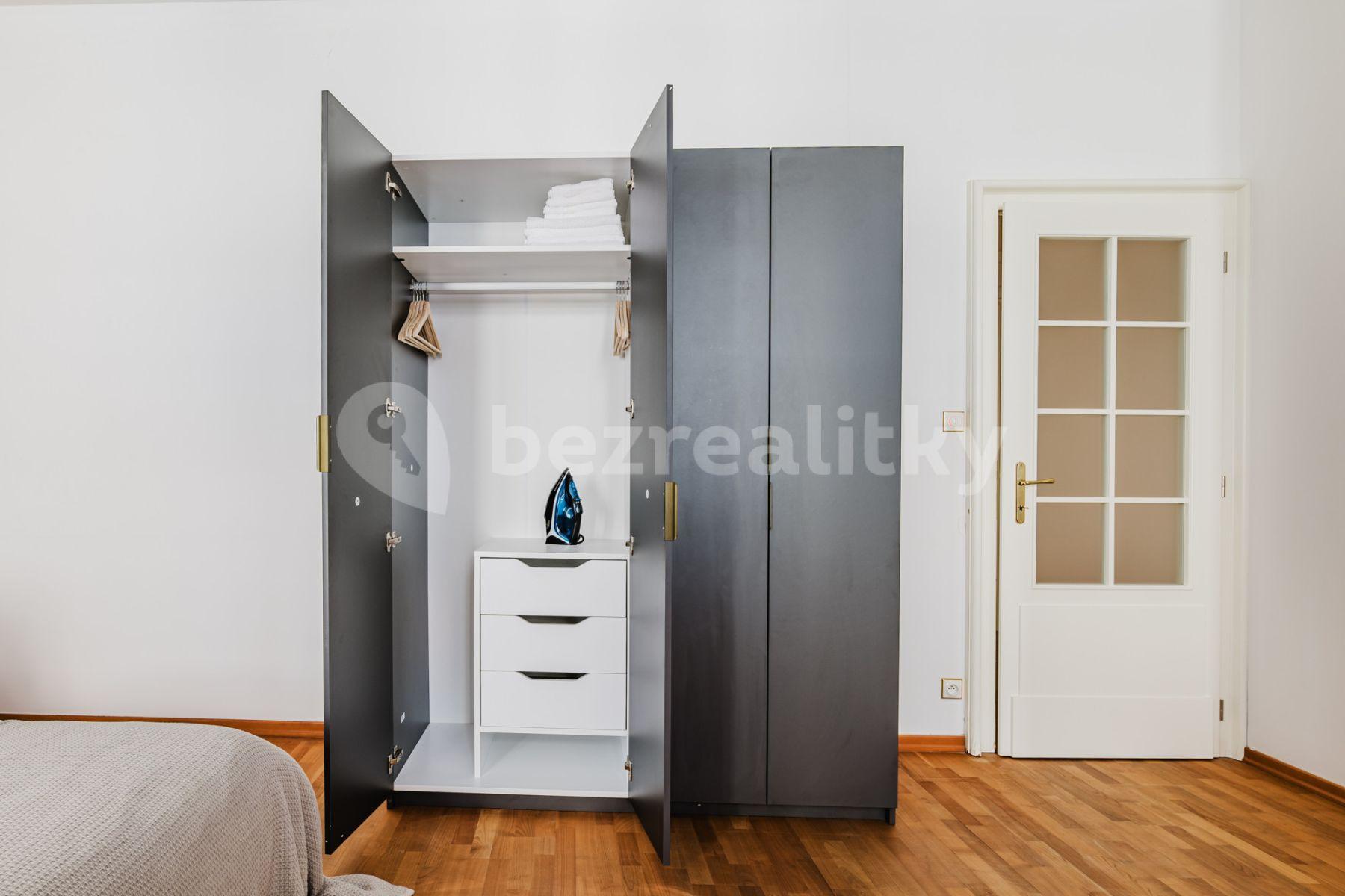 Pronájem bytu 3+1 101 m², Dlouhá, Praha, Praha