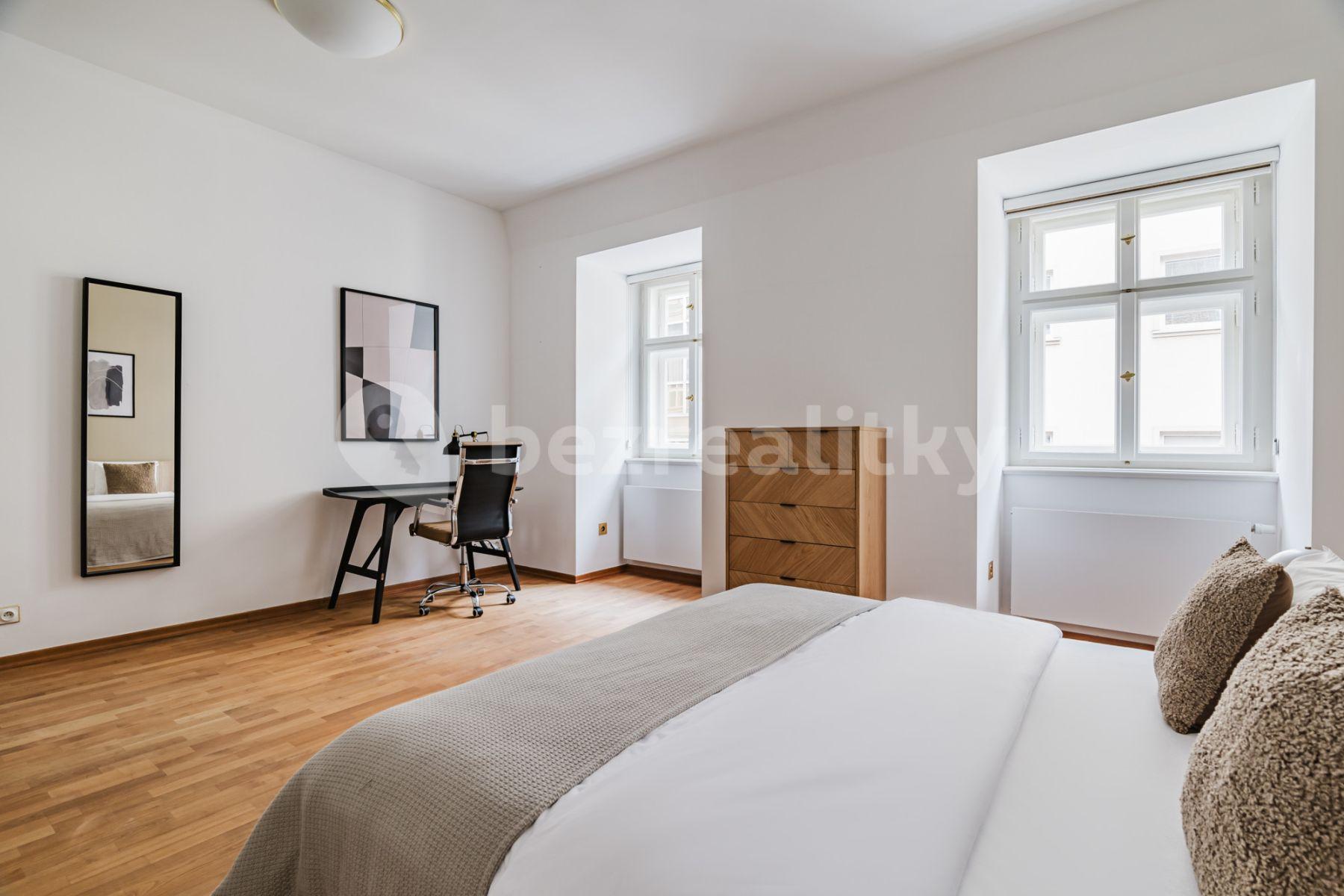 Pronájem bytu 3+1 101 m², Dlouhá, Praha, Praha