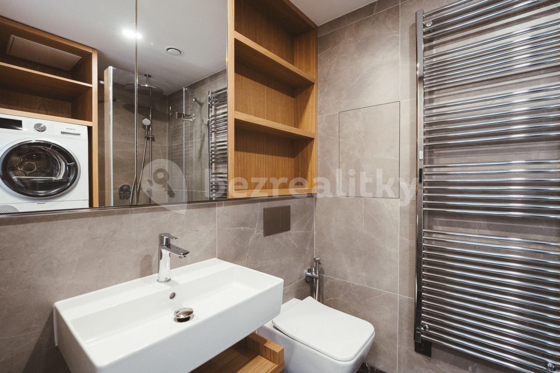 Pronájem bytu 1+1 35 m², Vítězné náměstí, Praha, Praha