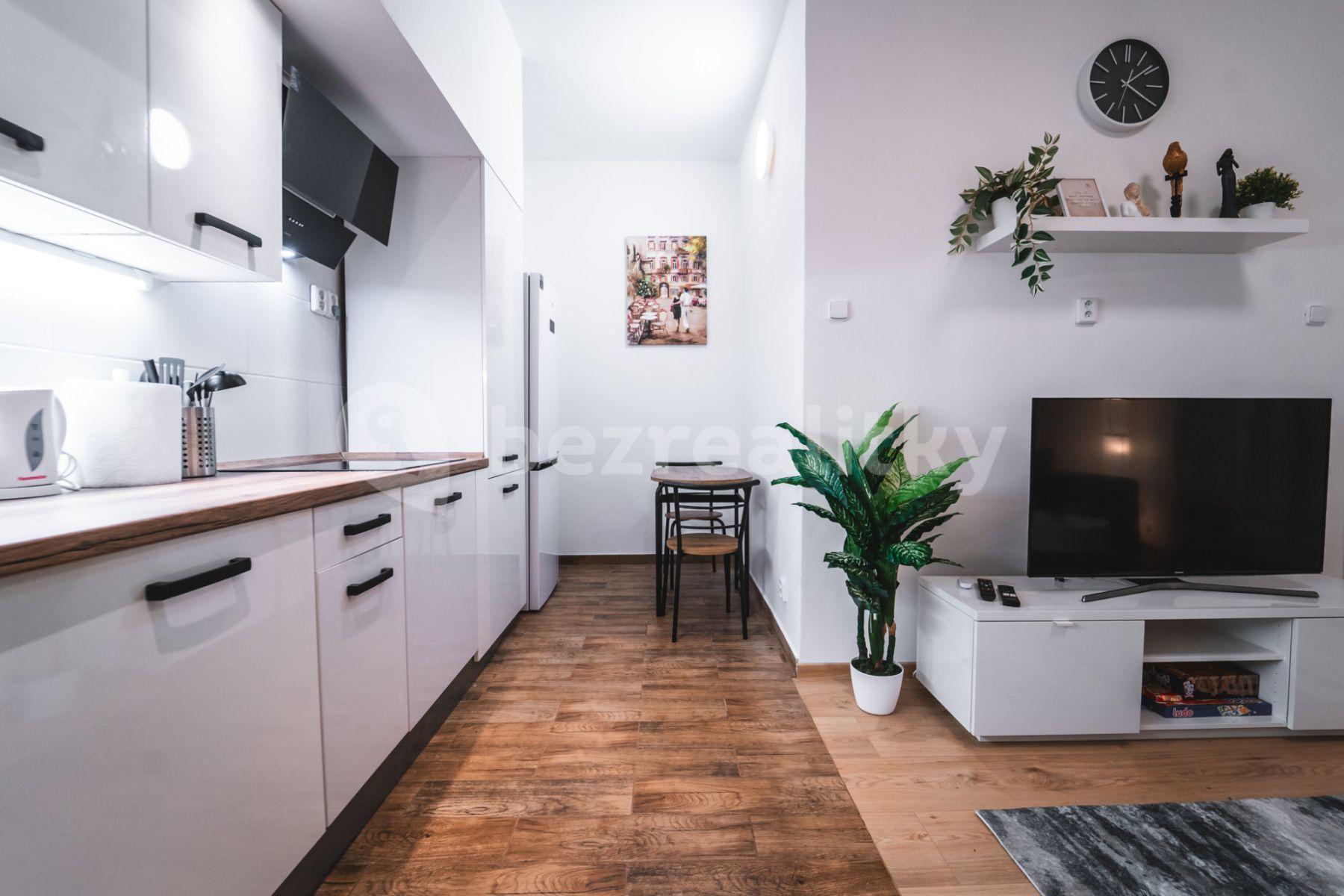 Pronájem bytu 1+1 55 m², Stupkova, Praha, Praha