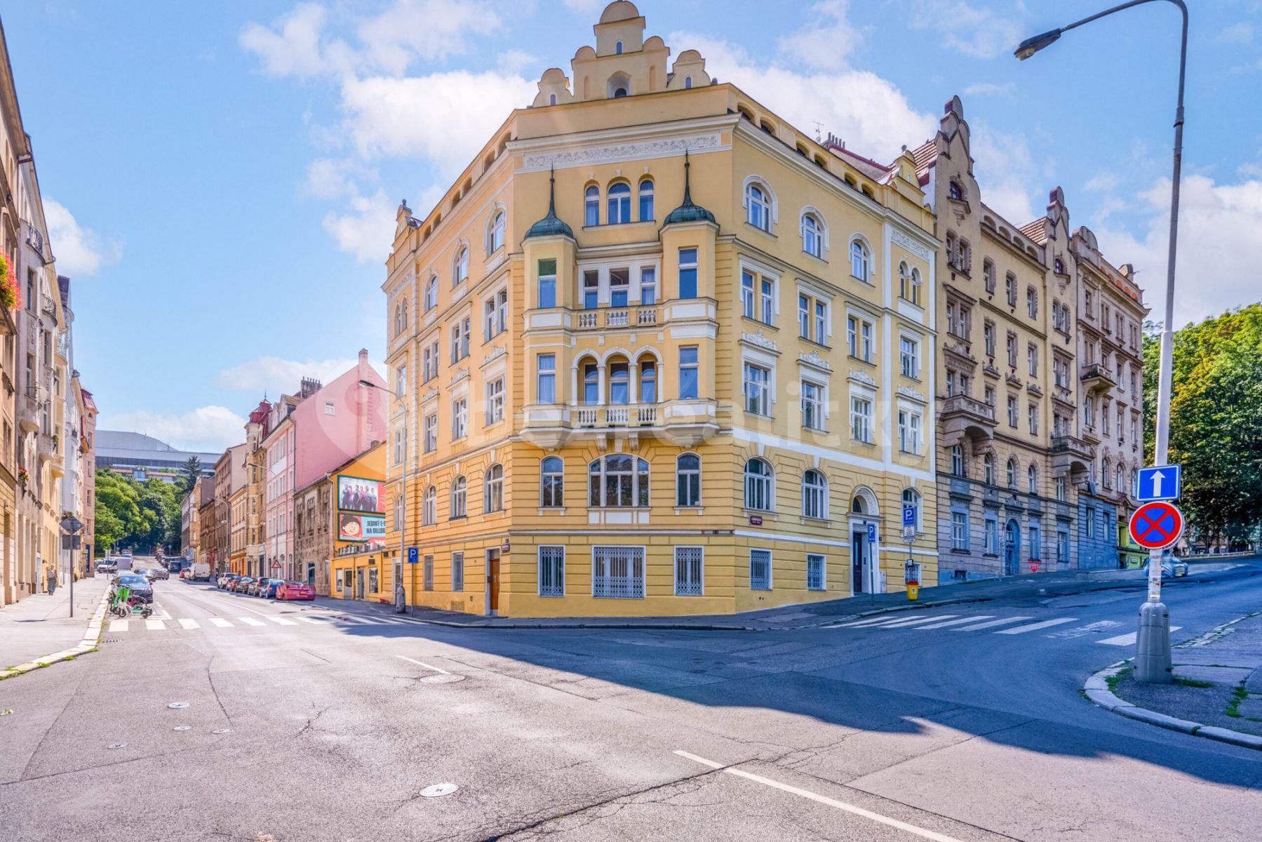 Pronájem bytu 2+1 49 m², Lumírova, Praha, Praha