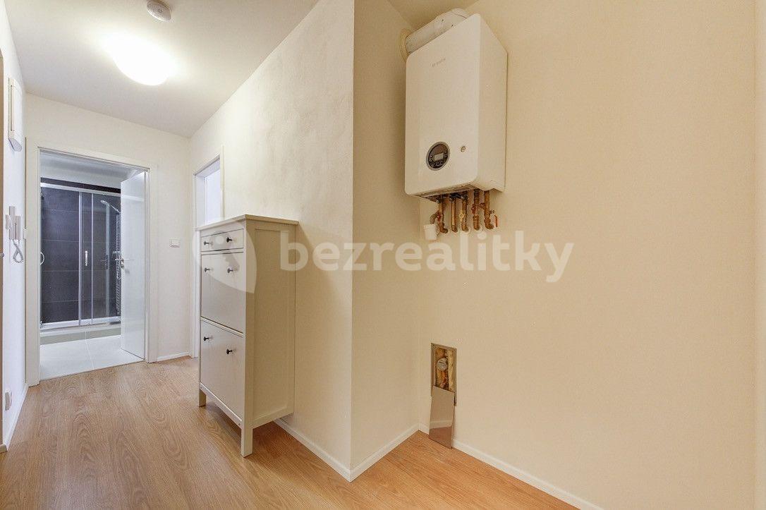 Pronájem bytu 2+1 45 m², Pivovarská, Praha, Praha