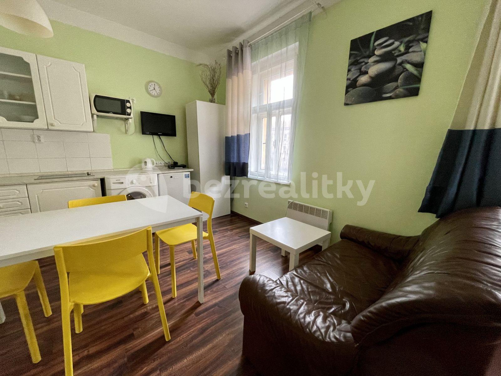 Pronájem bytu 1+1 35 m², Vlkova, Praha, Praha