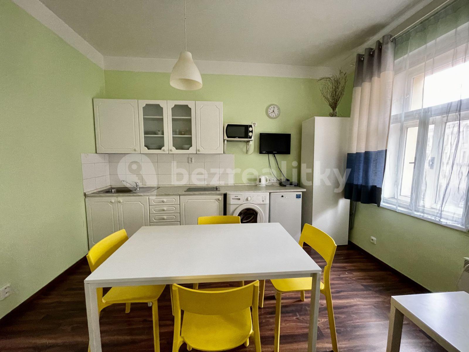 Pronájem bytu 1+1 35 m², Vlkova, Praha, Praha