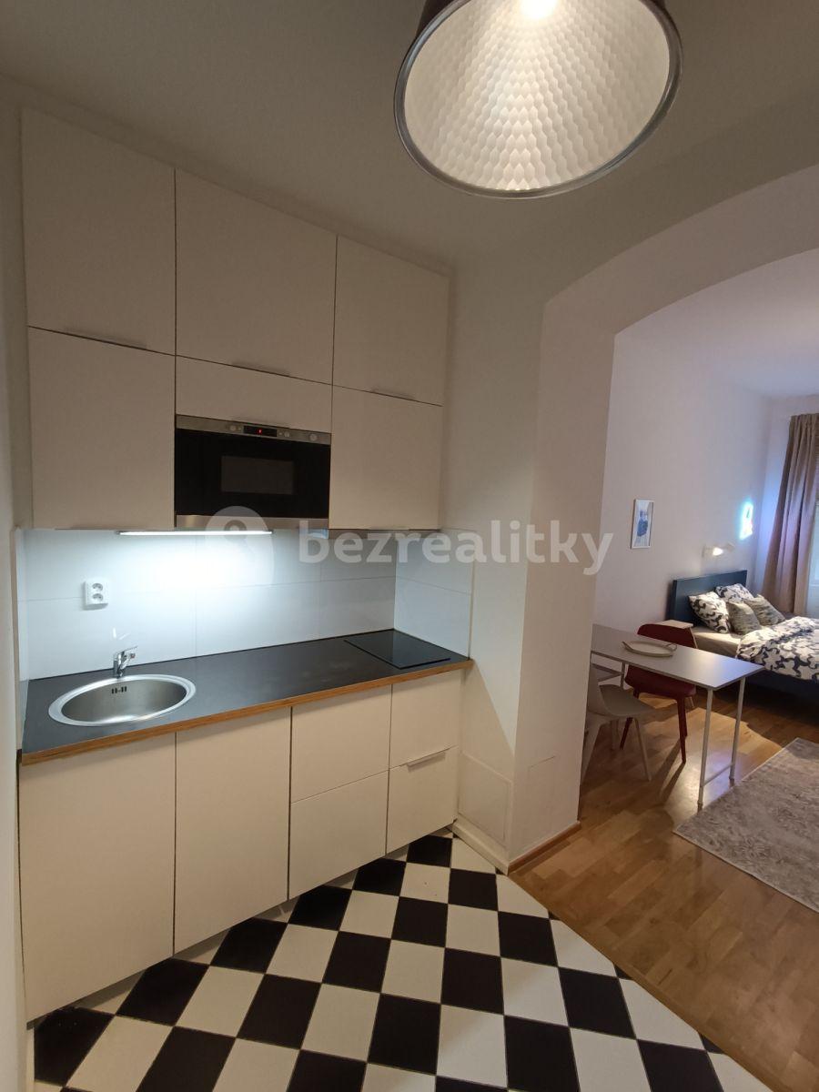 Pronájem bytu 1+kk 33 m², Milíčova, Praha, Praha