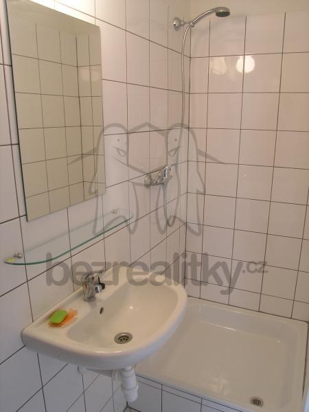 Pronájem bytu Garsoniéra 20 m², U Mrázovky, Praha, Praha