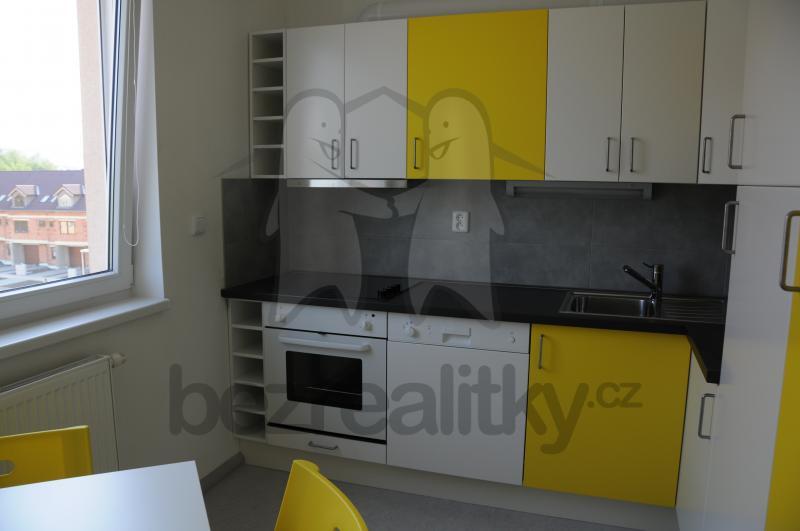 Pronájem bytu 2+1 62 m², Gen. Peřiny, Hustopeče, Jihomoravský kraj