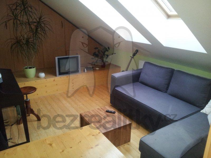 Pronájem bytu 2+kk 55 m², Nádražní, Praha, Praha