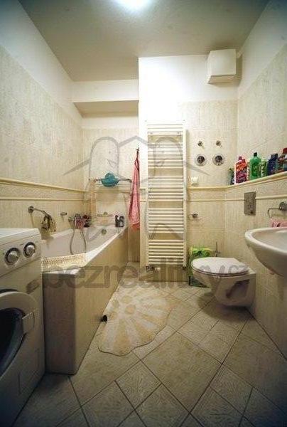 Pronájem bytu 1+kk 47 m², Netlucká, Praha, Praha