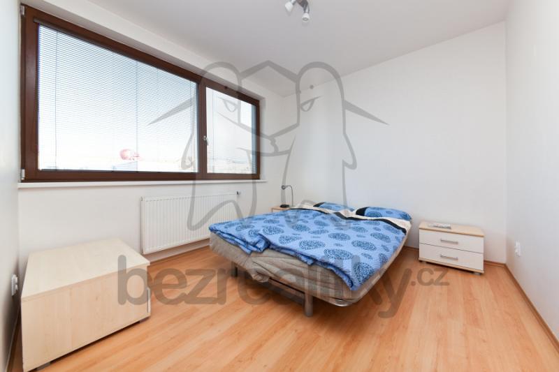 Pronájem bytu 3+kk 84 m², Osadní, Praha, Praha