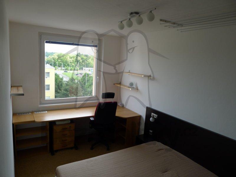 Pronájem bytu 2+kk 42 m², Vazovova, Praha, Praha