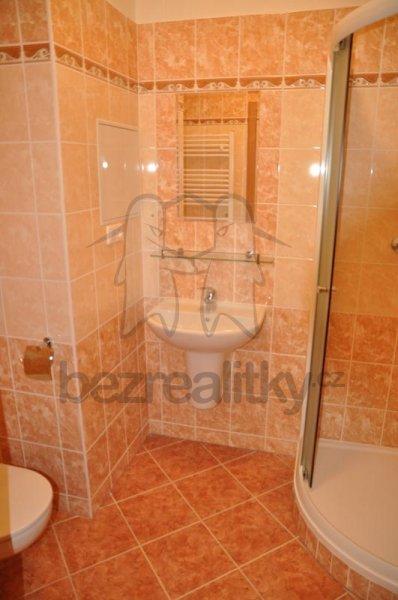 Pronájem bytu Garsoniéra 34 m², Sicherova, Praha, Praha