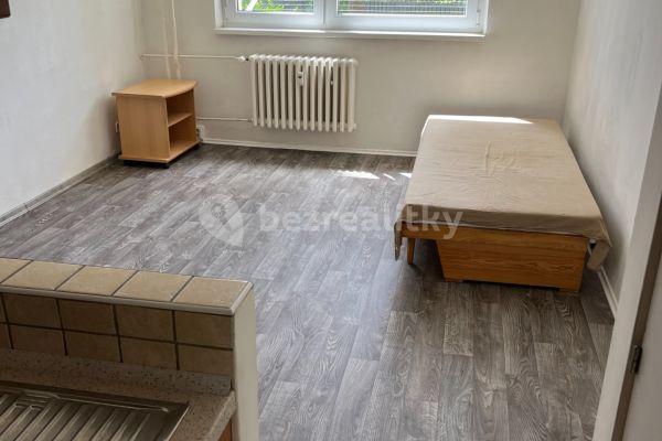 Pronájem bytu 1+kk 29 m², Součkova, Brno