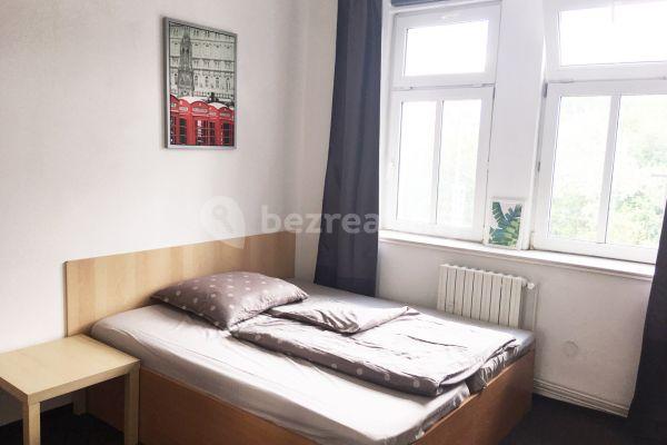 Pronájem bytu 22 m², Českobrodská, Praha