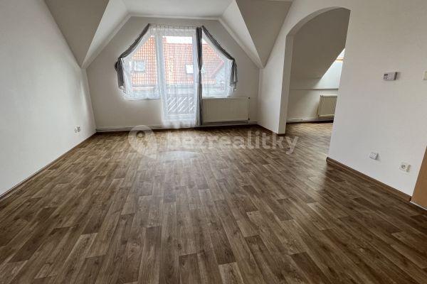 Pronájem bytu 2+1 69 m², Bohuslava Martinů, Říčany