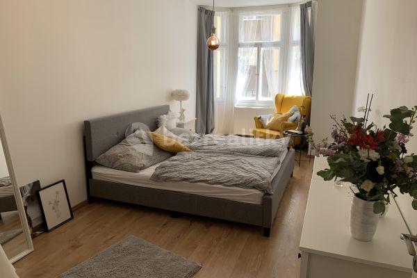 Pronájem bytu 3+kk 74 m², Mojmírova, Praha